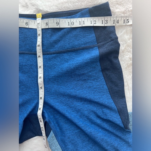 Outdoor Voices Colorblock Cropped Leggings Size Medium - Picture 6 of 8